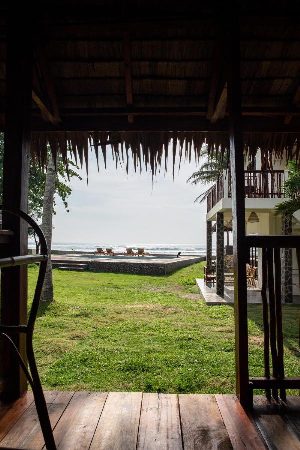 The Ujung Bocur Bungalows Krui 외부 사진